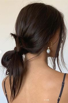 Messy Low Bun Pretty Bun Hairstyles, Pretty Bun, Southern Hair, Pretty Headbands, Hair Romance, Second Day Hairstyles, Low Bun Hairstyles, Twist Bun, Braided Bun