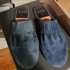 Sz 37 Nib Lawrence Dacade Flats Luxury Blue Mules, Luxury Blue Leather Mules, Blue Suede Slip-on Mules, Blue Leather Sole Slip-on Mules, Blue Slip-on Mules With Leather Sole, Blue Leather Flat Heel Mules, Blue Leather Mules With Flat Heel, Blue Closed Toe Mules With Leather Sole, Chic Blue Slip-on Mules