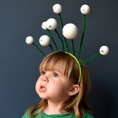 Kids Alien Costume, Diy Alien Costume, Space Alien Costume, Outer Space Costume, Alien Headband, Alien Halloween Costume, Camp Bestival, Alien Party