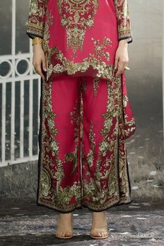 Fuchsia double layered flared pant with garden print on border. - Aza Fashions Rajdeep Ranawat, Pant Women, Garden Print, Women Pants, Aza Fashion, Silk Printing, Pants For Women, Silk, Pants