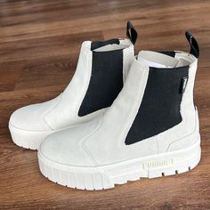 Nwb Puma Mayze Chelsea Boot - Suede Color: Marshmallow Size: 7.5 (Fits Like A 7) New And In Box. Tried Them On When They Arrived (On Carpet) And They Didn’t Fit So They’ve Never Been Worn.