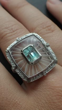 Bijoux Art Deco, Bijoux Art Nouveau, Moissanite Engagement Rings, Fabulous Jewelry, Platinum Ring, Art Deco Jewelry, Gorgeous Jewelry, Dream Jewelry, Moissanite Engagement