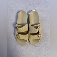 *Size 9.5 Us In Women* Authentic. Brand New, Never Used Or Worn Out, With Tags & Still In Its Original Packaging/Box. Note: Box Is A Bit Damaged Due To How It Was Stored. Offers Accepted!! Please Feel Free To Message Me About Any Questions. Thank You! Coach Beige Open Toe Sandals, Coach Beige Sandals With Round Toe, Coach Beige Leather Sandals, Brown Slippers, Floral Flip Flops, Jelly Flip Flops, Suede Slides, Womens Sandals Wedges, Note Box