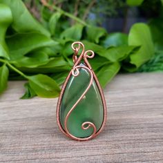 Green Prehnite Necklace For Gift, Nature-inspired Green Pendant Crystal Necklace, Green Moss Agate Pendant Jewelry, Wire Wrap Cabochon, Wire Wrapped Stone Jewelry, Fluorite Necklace, Wire Wrap Jewelry Designs, Wire Wrapped Jewelry Diy, Wire Wrapped Jewelry Tutorials