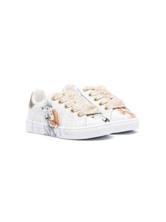 white/gold-tone calf leather panelled design Lady and the Tramp print round toe logo-print tongue contrasting heel counter branded leather insole rubber sole French terry lining front lace-up fastening and side zip fastening Gold Lace-up Sneakers With Textured Sole, Gold Low-top Sneakers With Textured Sole, Gold Low-top Sneakers With Contrast Sole, Gold Sneakers With Round Toe And Laces, Tone Calves, Dress With Jean Jacket, Baby Boy Accessories, Gucci Kids, Dolce And Gabbana Kids