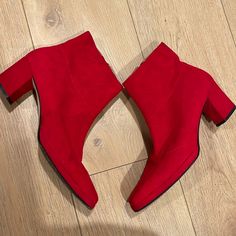 Gorgeous Escada Boot Leather And Red Suede Perfect Fall 2024 Statement Shoe In Great Condition Made In Italy Statement Shoe, Red Suede, Fall 2024, Leather Boots, Bootie Boots, Ankle Boots, In Italy, Italy, Women Shoes