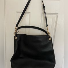 Brand New Never Worn, Large Leather Black Gucci Purse With Gold Buckles. Has A Short Thick Strap And A Removable Longer Strap Which Can Also Be Worn As A Crossbody. Gucci Shoulder Bag For Work With Branded Hardware, Chic Gucci Shoulder Bag For Work, Everyday Gucci Soft Leather Shoulder Bag, Gucci Soft Leather Everyday Shoulder Bag, Chic Gucci Soft Leather Shoulder Bag, Gucci Bags For Work, Gucci Soft Leather Everyday Bag, Gucci Soft Leather Bag For Everyday, Gucci Black Office Shoulder Bag