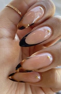 #nails #viralpins #summernails #beautiful Clean Girl Nails Fall, Fall Clean Girl Nails, Clean Girl Fall Nails, Tik Tok Nails, Vaca Nails, Nails Leopard, Jade Nails