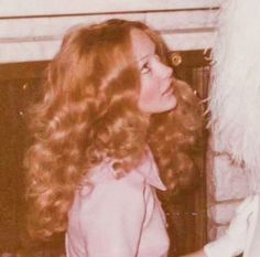 Ginger Gilmour, 70s Girl, 70s Hair, Ginger Girls, David Gilmour, Earth Angel, Hair Reference, Graceland, Love At First