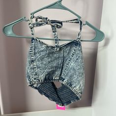 Nwt Denim Crop Boutique Item Size M Dark Wash Denim Crop Top, Spring Cropped Washed Denim Top, Fitted Distressed Jeans For Summer, Dark Wash Cropped Summer Crop Top, Summer Distressed Cropped Top, Dark Wash Cropped Crop Top For Summer, Acid Wash Denim Top, Spring Cropped Cotton Denim Top, Medium Wash Washed Denim Top