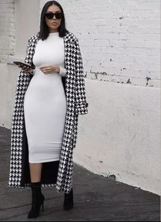 Megan Midi Bodycon Dress - SugarGlow Creations Black And White Coat, Classy Work Outfits, Long Midi Dress, Classy Casual Outfits, Stylish Work Outfits, Modieuze Outfits, White Coat, Elegantes Outfit, Looks Chic