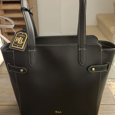 Perfect Condition Carried One Time Ralph Lauren Purse, Ralph Lauren Purses, Ralph Lauren Bags, One Time, Gold Black, Carry On, Bag Lady, Ralph Lauren, Purse