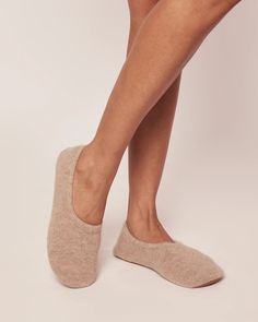 Women's Cashmere Slippers in Beige Cashmere Slippers, Beige Slippers, Book Clutch, Luxury Sleepwear, Olympia Le Tan, Womens Cashmere, Cozy Fits, Shoe Size Conversion, Small Accessories