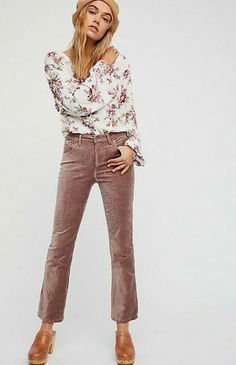 100%AUTHENTIC FREE PEOPLE BRAND. NEW WITH TAG. FREE PEOPLE WOMEN VELVET 5 POCKET CROP STRETCH PANTS TAUPE  Velvet is the latest trend so complete your next outfit in this solid velvet pant with 5 pockets and a cropped length. - Zip fly with button closure - 5 pocket construction - Crop length - Solid - Velvet construction - 62% cotton, 36% rayon, 2% spandex  - Machine wash cold Fit: this style fits true to size. COLOR : MAUVE SIZE : 26 WAIST : 14"APPROX. RISE : 9.5"APPROX. &n Free People Velvet, Cropped Flare Pants, Crop Flare, People Brand, Cropped Linen Pants, Fire Fits, Next Clothes, Colored Pants, Velvet Pants