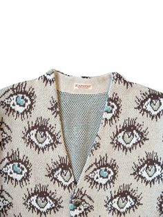 This cardigan features a speakeasy pattern knitted with jacquard for a unique design. the mid-gauge knit provides a moderate thickness while the shorter length and loose silhouette offer a comfortable fit. Short Cardigan, Beige Cardigan, A Perfect Circle, Jacquard Knit, Satin Skirt, Engineered Garments, Patterned Shorts, Cardigans For Women, American Vintage