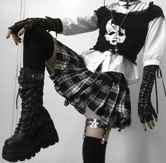 Goth Stuff, Goth Clothes, Pastel Goth Fashion, Alt Outfits, Dream Aesthetic, Tomboy Style Outfits, Punk Outfits, Alt Fashion, Jan 1