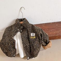 AYNIGIELL Best quality, lowest price, Spring and autumn children's jacket AYNIGIELL Spring Autumn Children's Casual Long-sleeved Jacket Boys Korean Leopard Print Jacket Girls Short Denim Jacket Season: Spring，Autumn Gender: Neutral Suitable age: 1-8 years old Material: cotton Item Type: jacket Size specification:2T,3T,4T,5T,6T,7T,8T. We are a factory direct seller with a large stock, buy today and we will ship within 24 hours. Please choose according to the size chart. If you don't know how to c Cute Cotton Outerwear For Fall, Denim Jacket With Letter Print For Fall, Long Sleeve Denim Jacket With Letter Print For Fall, Fall Denim Jacket With Letter Print, Fall Long Sleeve Denim Jacket With Letter Print, Brown Long Sleeve Denim Jacket, Brown Cotton Outerwear With Letter Print, Boys Korean, Print Outerwear