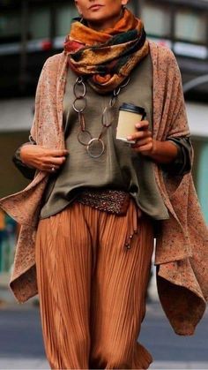 Stile Hippie Chic, Stile Boho Chic, Look Boho Chic, Boho Styl, Mode Hippie, Boho Style Outfits, Mode Boho, Boho Chic Outfits, Looks Street Style