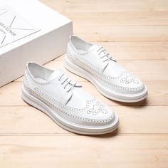 Shipping: Worldwide Express Shipping AvailableDelivery time: 7-15Days Fast ShippingReturns: Fast refund, 100% Money Back Guarantee.Brand Name: YBQJOOShoes Type: Brogue ShoesOrigin: Mainland ChinaUpper Material: PUPattern Type: SolidModel Number: 2021Insole Material: EVAFit: Fits true to size, take your normal sizeLining Material: PVCClosure Type: Lace-upSeason: Spring/AutumnDepartment Name: AdultToe Shape: Pointed ToeOutsole Material: Rubber Formal Dress Shoes, Brogues Men, Comfortable Office, White Dress Shoes, Office Party, Clarks Shoes, Shoes Fashion, Formal Dress, Types Of Shoes