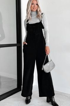 Playful Impression 柔软灯芯绒连体裤（黑色）·NanaM​​acs Black Overall Jumpsuit Or Romper, Black Solid Color Jumpsuits And Rompers, Black Solid Color Overall Jumpsuit, Black Overalls And Rompers, Black Cotton Overalls For Fall, Black Jumpsuits And Rompers With Pockets For Fall, Trendy Black Overalls For Workwear, Trendy Black Workwear Overalls, Black Cotton Jumpsuits And Rompers For Fall