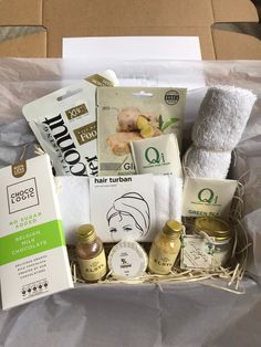 Welcome to Bundlebox!  We offer a discount on 10 or more Gift boxes ordered, please message for a price if you require this amount, cannot be used in conjunction with any other offers. We put together all of our boxes with love.  This lovely Spa gift box, makes a nice present to treat yourself or someone else, and can help them have a little time to relax.  It is perfect for all occasions and is a little treat and a pick me up. Contents: 1 x Footpack 1 x Face Mask 1 x Hair Turban 1 x Face Cloth Gift Set Packaging, Self Care Package, Gifts 2022, Pamper Hamper, Shower Cream, Spa Gift Box, Hair Turban, Spa Set, Organic Green Tea