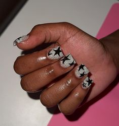 Black And White Nail, Black And White Nail Art, Henna Inspo, Kitty Accessories, Hard Nails, Colored Acrylic Nails, Girly Acrylic Nails, White Nail Art, Short Square Acrylic Nails