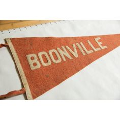 an old pennant with the word boonvillee on it