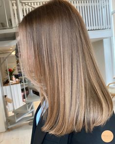 Hair Colour Dark Blonde, Just Under Shoulder Length Hair, Honey Blonde Highlights Medium Length, Natural Balayage Straight Hair, Dark Blonde Hair Straight, Brushlight Hair Blonde, Mini Balayage, Natural Babylights, Blonde Balayage Straight Hair