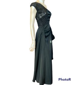 "Late 40/50's Lace and Grosgrain Gown 36/38\" bust 28\" waist. This is elegant gown is made from a black grosgrain taffeta in a lovely mid weight. The bodice is a black Guipure lace lined in black silk chiffon, with a ruched panel of the taffeta centre front edged with piping. The scooped neckline and armholes are also edged with the same binding. The long skirts are have a full length \"scarf\" panel attach along the length of the skirt to each side which will be beautiful on movement. The righ Tea Length Evening Dress With Pleated Bodice, Tea-length Evening Dress With Pleated Bodice, Tea Length Pleated Bodice Evening Dress, Tea-length Pleated Bodice Evening Dress, Formal Tea Length Evening Dress With Fitted Bodice, Formal Evening Dress With Fitted Bodice, Tea Length, Full-length Evening Dress With Lined Bodice, Full Length Evening Dress With Lined Bodice, Black Pre-draped Evening Dress For Wedding