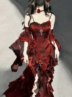 Heart Shaped Dress Neckline, Elegant Burgundy Dress, Crystal Corset Dress, Alt Dresses Formal, Dresses Types Chart Style, Alt Formal Dress, Goth Hoco Dress, Spider Lily Dress, Dress Formal Aesthetic