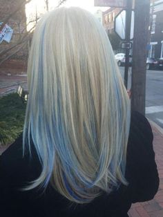 Pastel Blue Highlights, Funky Hair Colors, Hair Color Streaks, Blue Highlights, Blonde Hair With Highlights