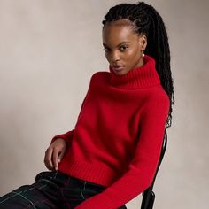 This oversize turtleneck sweater is crafted with a marled blend of wool and carded cashmere. Oversize Turtleneck Sweater, Oversize Turtleneck, Jumper For Women, Ralph Lauren Fall, Oversized Turtleneck Sweater, Oversized Turtleneck, Girl's Back, Roll Neck Jumpers, Cashmere Turtleneck