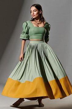 Shop for TheRealB Green Polyester Square Neckline Crop Top for Women Online at Aza Fashions Pre Fall Fashion, Crop Top For Women, Color Block Skirt, Crop Tops Online, Bespoke Fashion, Pleated Maxi Skirt, Skirt For Women, Pleated Maxi Dress, Pleated Maxi