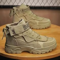 On top and fast delivery I recommend Hiking Winter, Military Combat Boots, Popular Boots, Botas Chelsea, Desert Boot, Military Combat, Ankle Boots Men, Mens Boots Fashion, Rounded Toe Boots