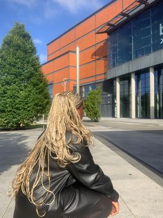 Blonde Braids French Curls, 613 French Curl Braids, French Braids Curls, Blonde Curly Box Braids, Box Braids With French Curls, Medium French Curl Box Braids, Black And Blonde French Curl Braids, French Box Braids Curls, French Curls Braids Medium