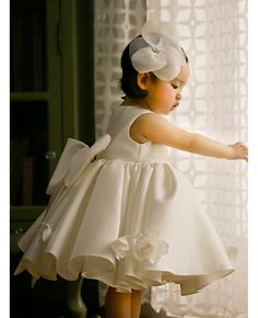 Get 10% off now! Buy sleeveless toddler baby satin flower girl dress with flowers at cheap price online. Free stable shipping and pro custom service since 2009. Baby Flower Dress, Toddler Wedding Dress, Baby Flower Girl Dress, Toddler Dress Up, Silk Flower Girl Dress, Toddler Flower Girl, Lemon Wedding, Crockpot Soup, 1st Birthday Dresses