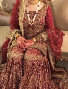 Bridal Garara Design Nikah Red, Red Garara Dress Pakistani Bridal, Nikha Outfits, Red Gharara Bridal, Pakistani Lehengas, Garara Outfit, Bridal Garara, Barat Dresses, Nikah Bride