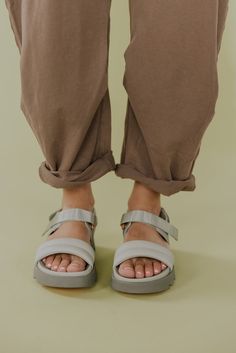 The Viibe Sandal instantly modernizes any 'fit. It's as fun as it is functional, with a mix of adjustable and puffy leather straps, and contoured cushioning that supports in all the right places. The scalloped sole is lightweight enough for all-day wear, so you can explore without anything slowing you down. UPPER: Full grain leather upper with puffed forefoot detailing. Two points of adjustability - midfoot webbing strap and heel leather ankle strap with hook and loop closures. Synthetic leather Summer Synthetic Sport Sandals For Everyday Wear, Casual Double Strap Sport Sandals With Removable Insole, Trendy Sport Sandals With Adjustable Strap, Synthetic Sport Sandals With Adjustable Straps, Adjustable Synthetic Sport Sandals, Trendy Sport Sandals With Adjustable Strap For Spring, Trendy Sport Sandals With Adjustable Ankle Strap, Modern Synthetic Sport Sandals With Adjustable Strap, Comfortable Everyday Sport Sandals For Spring