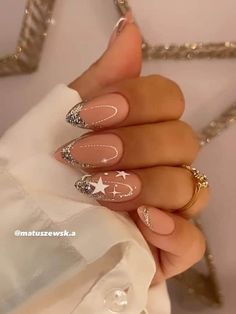 Bb Nails, Cute Winter Nails, Purple And Pink Nails, Almond Acrylic Nails Designs, Flame Nail Art, Fashion Outfits Dresses, Subtle Nails, Outfits Dresses, Almond Acrylic Nails