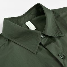 update.23.06 Green Collared Shirt For Summer, Casual Dress Shirt With Solid Color And Casual Collar, Green Casual Button-up Dress Shirt, Casual Green Button-up Dress Shirt, Casual Solid Collared Dress Shirt, Green Casual Collar Top For Summer, Green Summer Tops With Casual Collar, Green Shirt With Casual Collar And Pockets, Green Shirt With Casual Collar For Summer