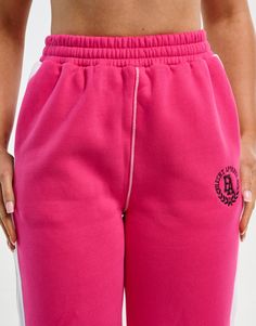 Loved by all for their cosiness and dependability. The Blur Flare Sweatpants are the perfect basics to help you get more out of your athleisure - Regular Waisted. Mid-rise waistband - Fabric is cotton mix for warmth and softness - Waist pockets - Embroidered ECHT Logo - Designed for low movement activities 60% Cotton, 40% Polyester Skye is wearing size Small. She is 170cm (5'6") tall with an 33" bust, a 25" waist and 36" hips. Trendy Sports Sweatpants With Elastic Waistband, Sporty High Waist Cotton Activewear, Sporty High-waist Cotton Activewear, Pink Sweatpants With Ribbed Waistband, Pink Joggers With Ribbed Waistband, Pink Relaxed Fit Pants With Ribbed Waistband, Sporty Pink Sweatpants With Ribbed Waistband, Sporty Loungewear Bottoms With Logo Waistband, Sporty Relaxed Fit Sweatpants With Logo Waistband