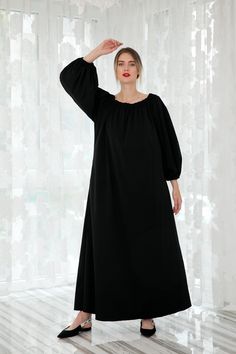 Black Taffeta Dress, Kaftan Dress, Bishop Sleeve Dress Our Amazing Black Maxi Taffeta dress is our new arrival for Pre Fall 2020 - the best women formal dress! The maxi frame of our elegant dress gives it the comfy fit we all need. Cut for an oversized, maxi fit, our taffeta maxi dress drapes from the shoulders and moves queenly as you walk. The taffeta fabric is always a winning choice for Formal Events and Party Wear, whether you style it with flats, or with heels for evening. This kaftan maxi Black Relaxed Fit Maxi Dress, Oversized Maxi Dress For Daywear, Black Cotton Maxi Dress, Oversized Cotton Maxi Dress, Dress Plus Size Formal, Dress With Bishop Sleeves, Black Taffeta Dress, Plus Size Formal Dress, Formal Dress Black