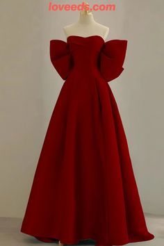 red bow evening dress Kelvin Klein, Debut Dress, Long White Wedding Dress, Debut Dresses, Vintage Red Dress, Red Dresses Classy, Fashion Drawing Dresses, Red Dress Outfit, Prom Designs