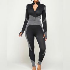 Seamless Activewear Zip Up Top Polyester Nylon Spandex Gray Breathable High Stretch Activewear, Gray High-stretch Breathable Activewear, Gray High Stretch Breathable Activewear, Gray Compressive Nylon Activewear, Tight Gray Elastane Activewear, Gray Tight Elastane Activewear, Gray Stretch Activewear Sportswear, Gray Stretch Sportswear Activewear, Stretch Gray Sportswear Activewear