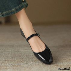 Olivia Mark - Vintage Mary Jane Shoes with Low Heels - Single Evening Shoe Black Evening Shoes, Evening Shoe, Waterproof Shoes, Jane Shoes, Evening Shoes, Pig Skin, Beach Sandals, Mary Jane Shoes, Low Heels