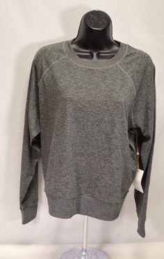 NWT Quince Flowknit Pullover Heather Grey Crew Size Medium Size Medium Heather Grey New With Tags Gray Long Sleeve Athleisure Sweater, Comfortable Gray Stretch Top, Comfortable Stretch Gray Tops, Gray Crew Neck Knit Sweatshirt, Gray Knit Crew Neck Sweatshirt, Cozy Long Sleeve Knit Sweatshirt, Comfy Stretch Tops For Layering, Stretch Knit Long Sleeve Top With Crew Neck, Cozy Fit Crew Neck Knit Sweater