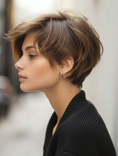 Layered Bob Haircuts, Spring Hair Color, Medium Short Hair, Lob Haircut, Short Hair Color, Short Hair Haircuts, Short Haircuts