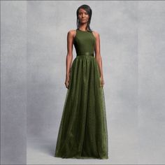 Nwot White Vera Wang Forest Green Tulle And Crepe Dress With T-Back. #1099 Olive Maxi Dress For Party, Elegant Olive Evening Dress, Fitted Olive Elegant Maxi Dress, Elegant Olive Maxi Dress For Spring, Elegant Olive Party Dress, Elegant Olive Dress For Formal Occasions, Elegant Fitted Olive Dress, Elegant Olive Formal Dress, Elegant Olive Dress For Spring