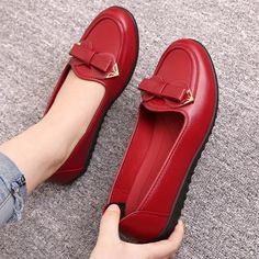 Shipping: Worldwide Express Shipping AvailableDelivery time: 7-15Days Fast ShippingReturns: Fast refund, 100% Money Back Guarantee.Brand Name: POFULOVEFlats Type: LoafersUpper Material: PUToe Shape: Round ToeOrigin: Mainland ChinaSeason: Spring/AutumnOccasion: CasualClosure Type: Slip-OnItem Type: FlatsFashion Element: Butterfly-knotDepartment Name: AdultStyle: Office LadyOutsole Material: RubberInsole Material: PUPattern Type: SolidModel Number: WBB312Fit: Fits true to size, take your normal si Shoes For Women Flats, Flat Oxford Shoes, Official Shoes, Leather Shoes For Women, Women's Slip Ons, Female Shoes, Leather Loafer Shoes, Fashion Slippers, Oxford Flats