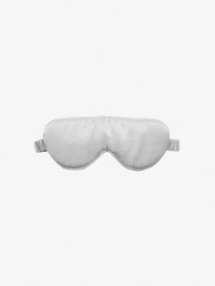 Longing for a luxuriously deep sleep complete with instant beauty benefits? Allow yourself to indulge in our all-natural and pure silk sleep mask in silver. Learn More size guide Silk Mask, Silk Sleep Mask, House Construction, You Deserve It, Deep Sleep, Sleep Mask, Eye Area, Dark Circles, Pure Silk